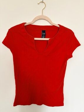 GAP Red Cotton T-Shirt - M